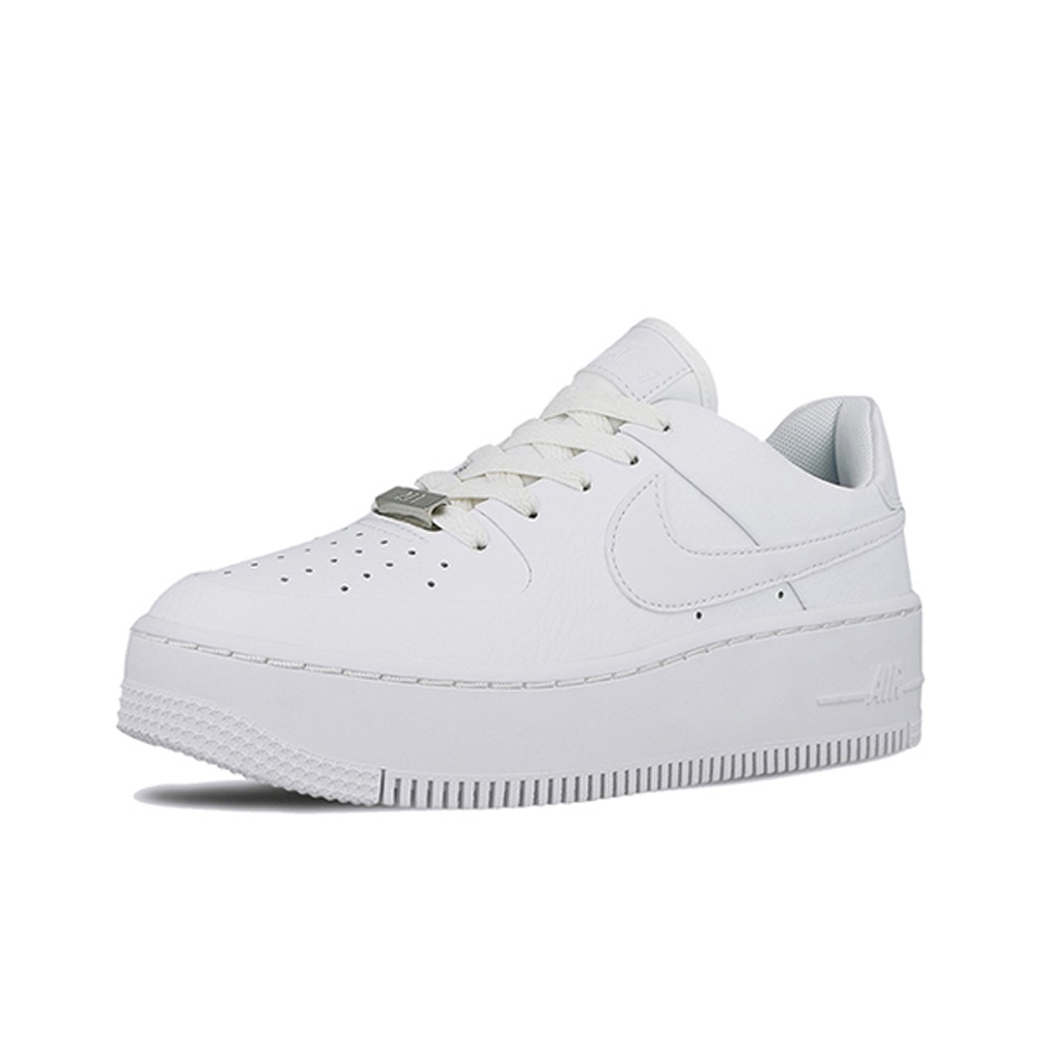 ナイキ エアフォース1 セージトリプルホワイト レディース  - Nike Shoes Air Force 1 のレビューと価格