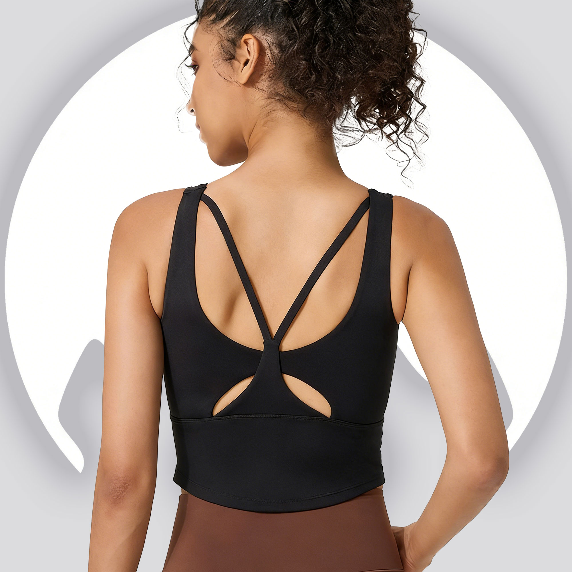 レディース固定カップヨガスポーツブラ - クリスクロスバック - Sports Bra High Impact のレビューと価格